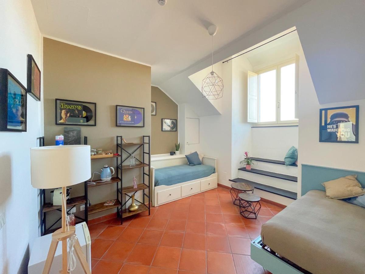 Palazzo Oddo Rental Rooms Albenga Luaran gambar