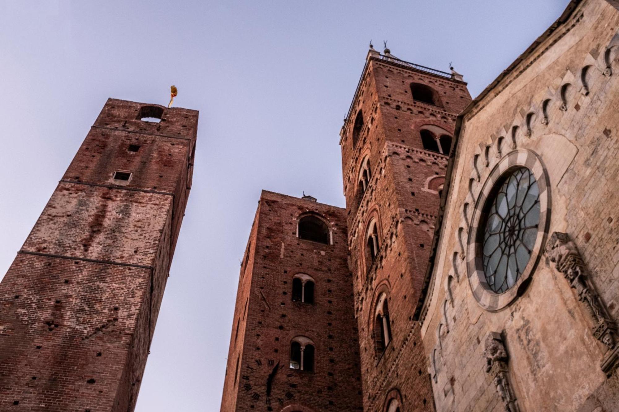 Palazzo Oddo Rental Rooms Albenga Luaran gambar